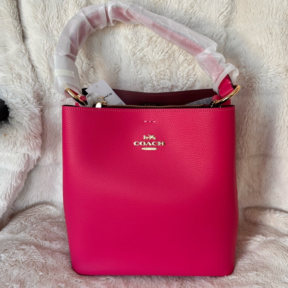 NWT Coach Bold Pink LTH Town Bucket Bag Shoulder Crossbody Bag